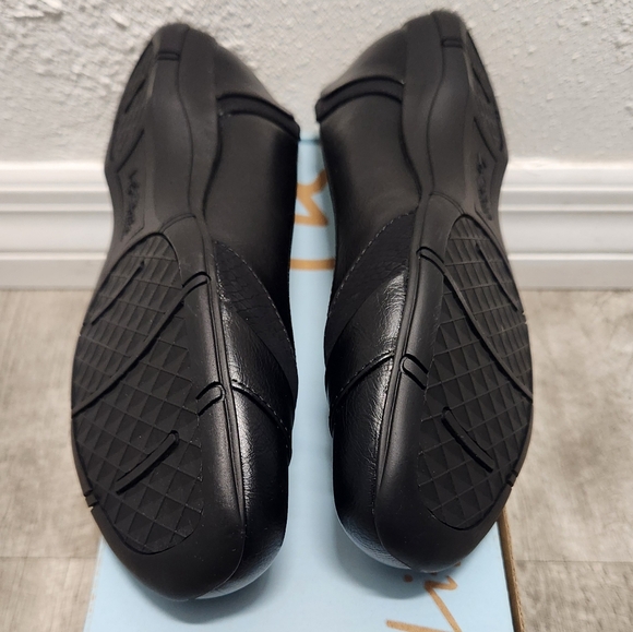 LifeStride Women's Dig Ballet Flat, Black Kylie - Size 8.5W     MSRP $59 - Picture 9 of 10
